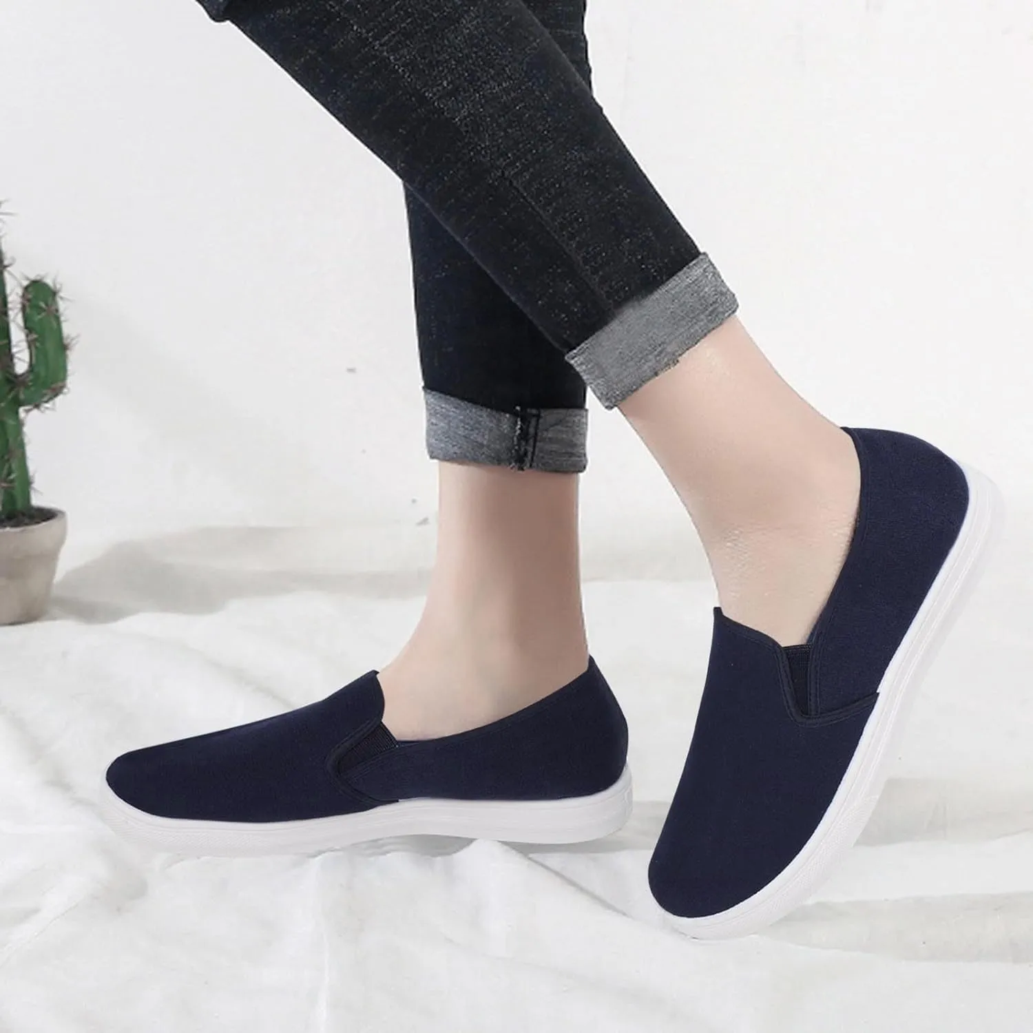 Casual Shoes for Women Wide Width Flat Bottom Loafers for Women Wide Round Toe Flats Comfortable Fashion Walking for Ladies Womens Work Shoes
