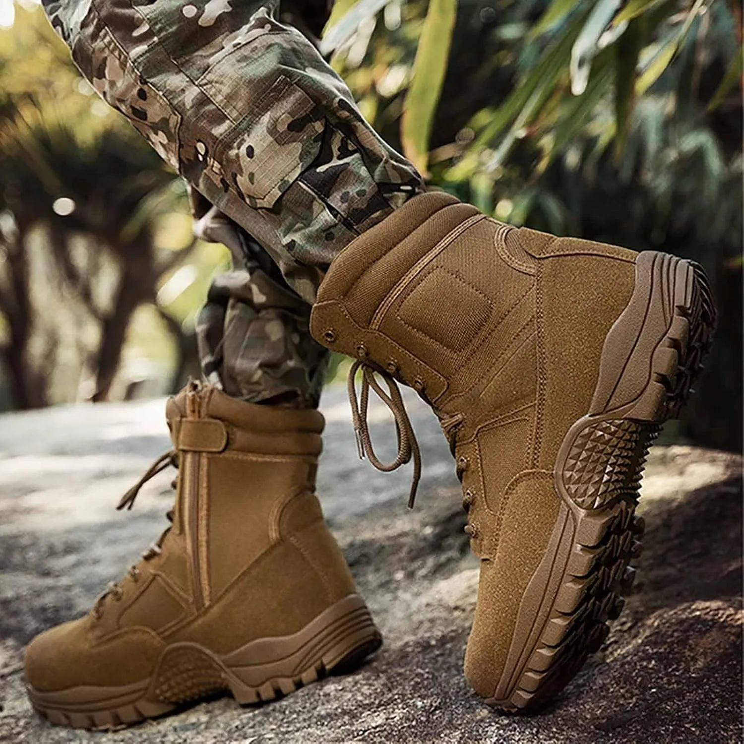 Desert Combat Boots, Outdoor Men's Tactical Work Boots with Sports Socks Durable Suede Hiking Boots Lightweight Non-Slip Motorcycle Combat Boots for Men