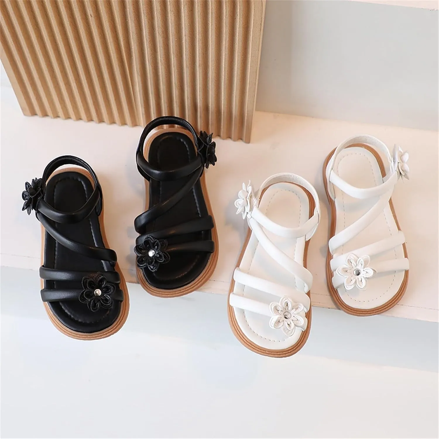 Girl Sandals Strappy Gladiator Comfort Summer Rubber Sole Shoes with Sun Flower Cute Toddler Sandals Brown