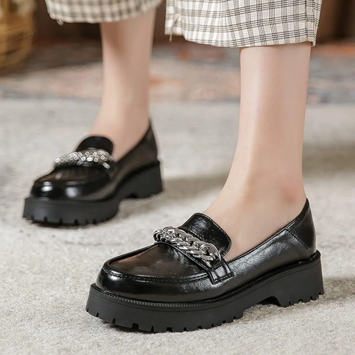 JOEupin Women's Chunky Heel Loafers Platform Patent Leather Chunky Loafers Leather Shoes with Metal
