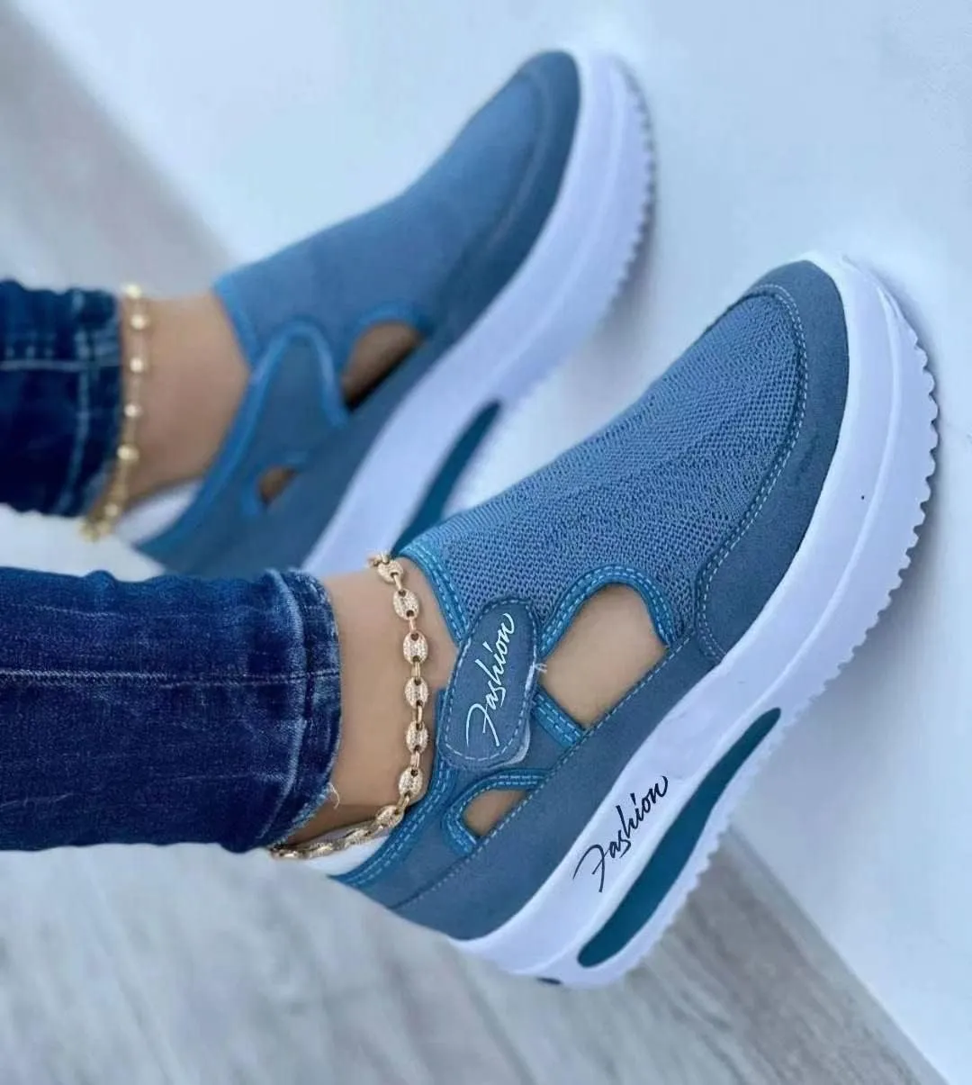 Lausiuoe Shoes For Women Sneakers Fashion Slip On Canvas Loafers Casual Classic Lightweight Comfort Flat Walking Shoes