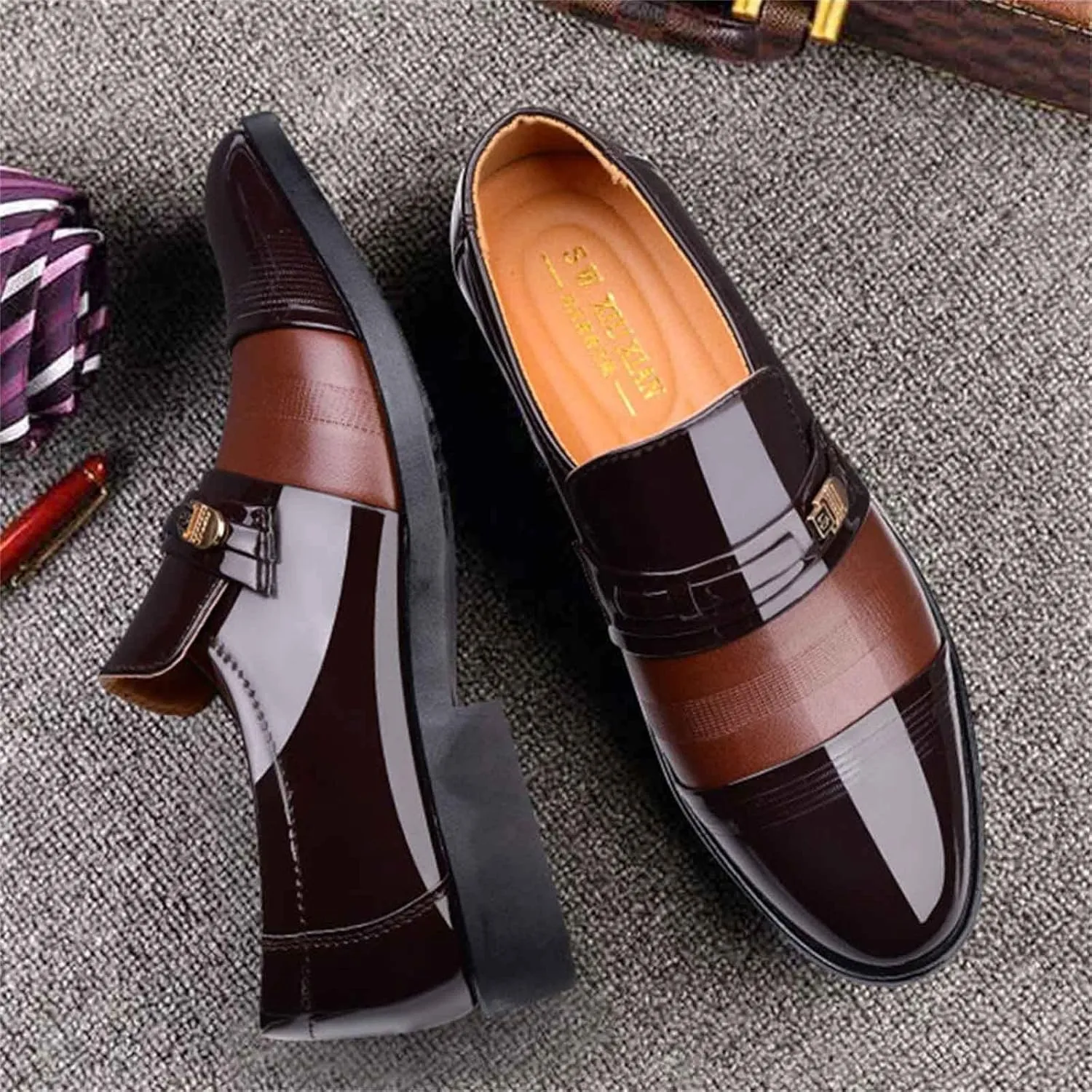 Mens Breathable Leather Shoes Formal Business Shoes for Men Low Heel Patent Leather Shoe Non Slip Arch Suppport Dress Footwear Comfortable Elegant Dating Shoe Man Durable Casual Footwear