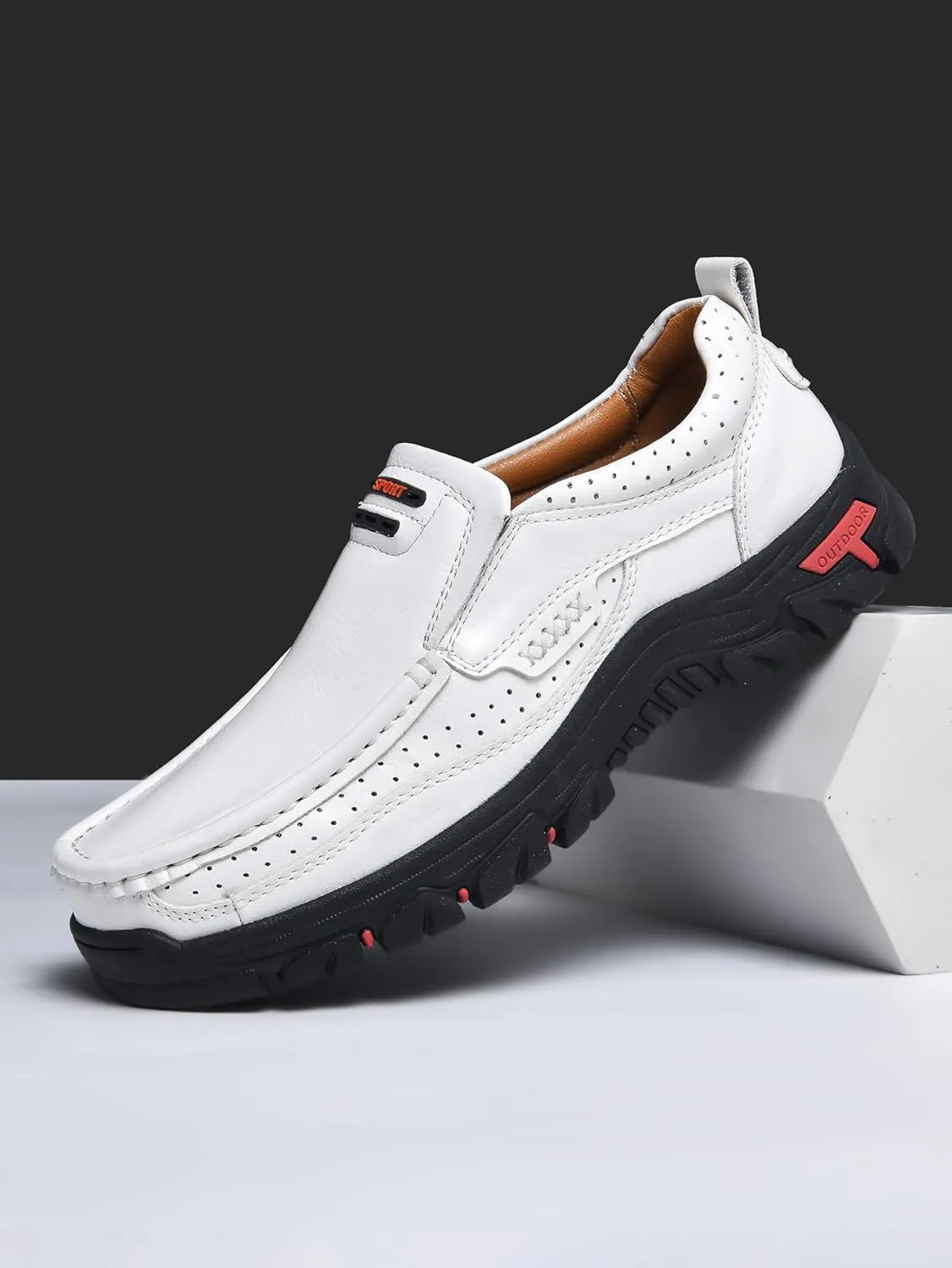 Men's Casual Leather Loafers Slip-On Moccasins Comfort Non-Slip Walking Shoes Breathable Soft Sole Office Driving Shoes