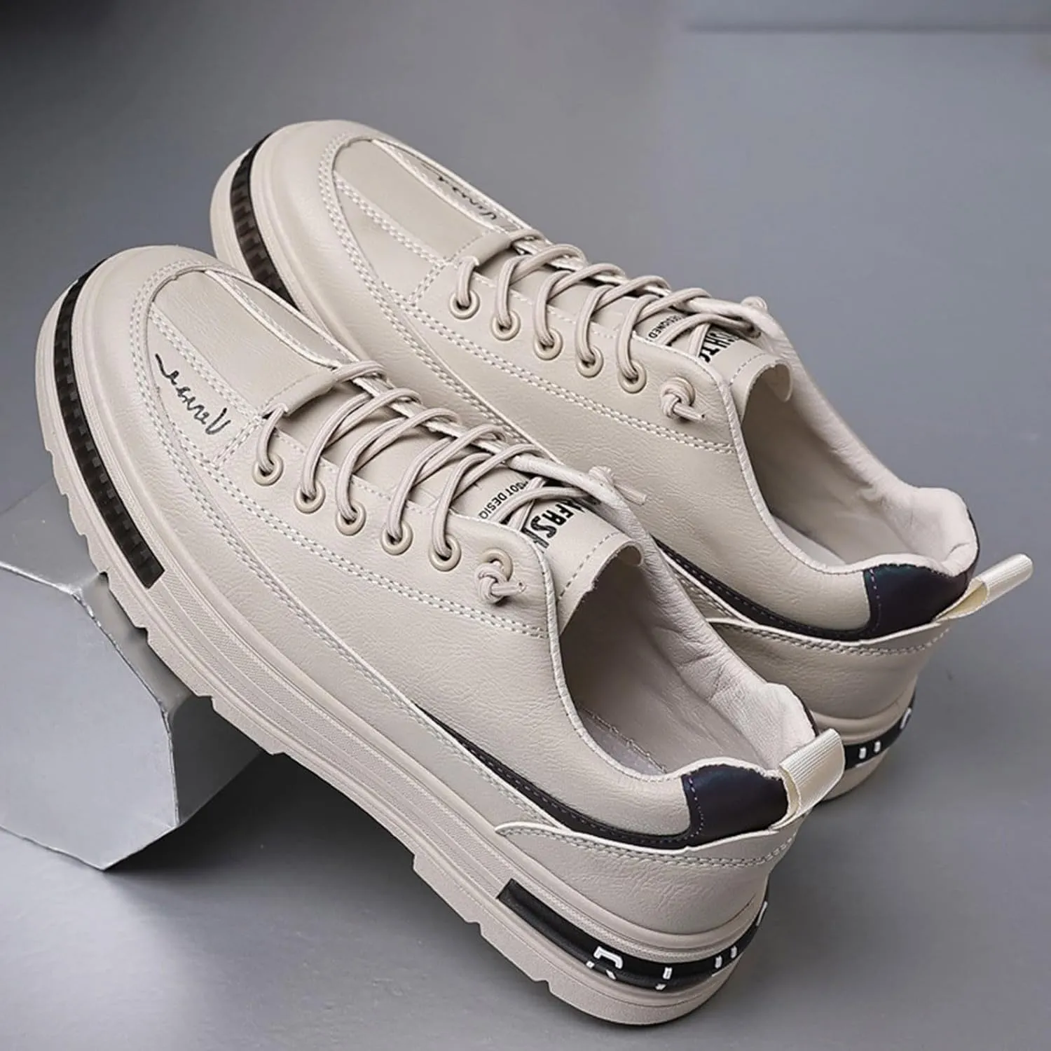 Men's Casual Versatile Flat Sole Shoes Men's Low Top Sports Shoes Mens Casual Canvas Sneaker