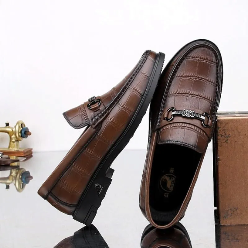 Men's Dress Slip-on Classic Loafers Formal Shoes Two Tone Leather Loafers Shoes Non-Slip Lug Sole