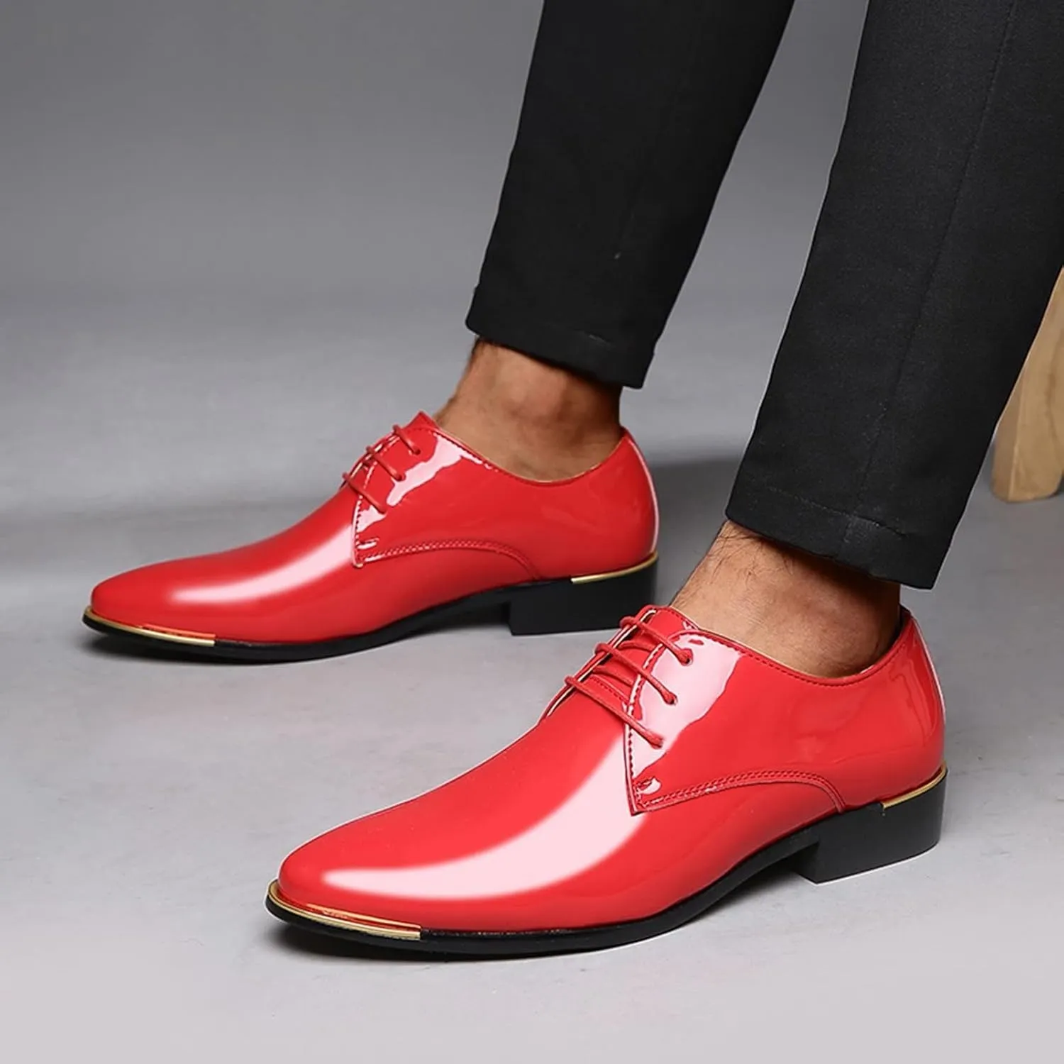Mens Red Dress Shoes with Low Heel Lace Up Patent Leather Shoes for Men Comfortable Business Formal Oxfords Elegant Dating Leather Shoe for Men Red Low Top Office Work Boots Shoe Man