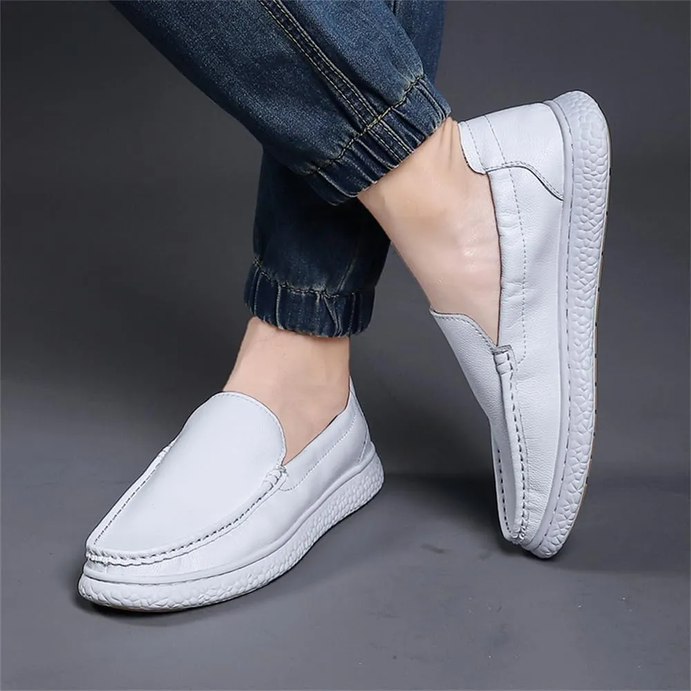 New Men's Handmade Slip on Genuine Leather Loafers Soft Breathable Driving Shoes Men's Leather Sneakers