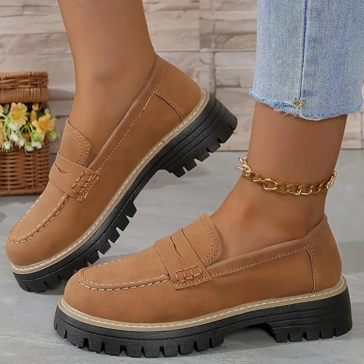Orthopedic Shoes for Women Platform Loafers,Wide Toe Lightweight Casual Comfort Shoes,Slip-On Suitable for All Foot Shapes