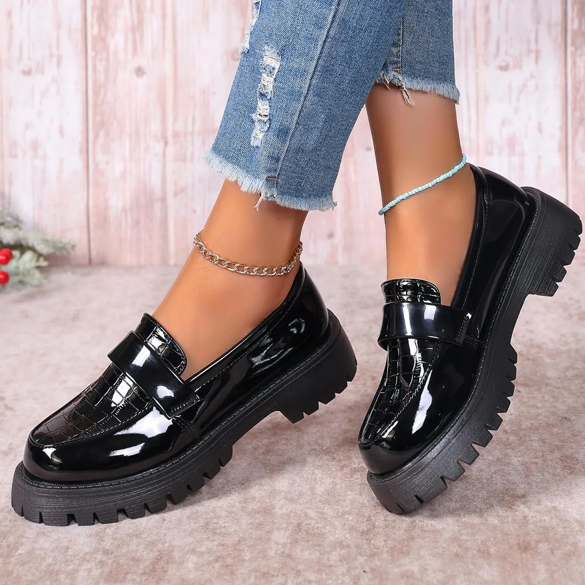 Women's Chunky Platform Loafers Classic Round Toe Lug Sole Business Casual Formal Work Shoes