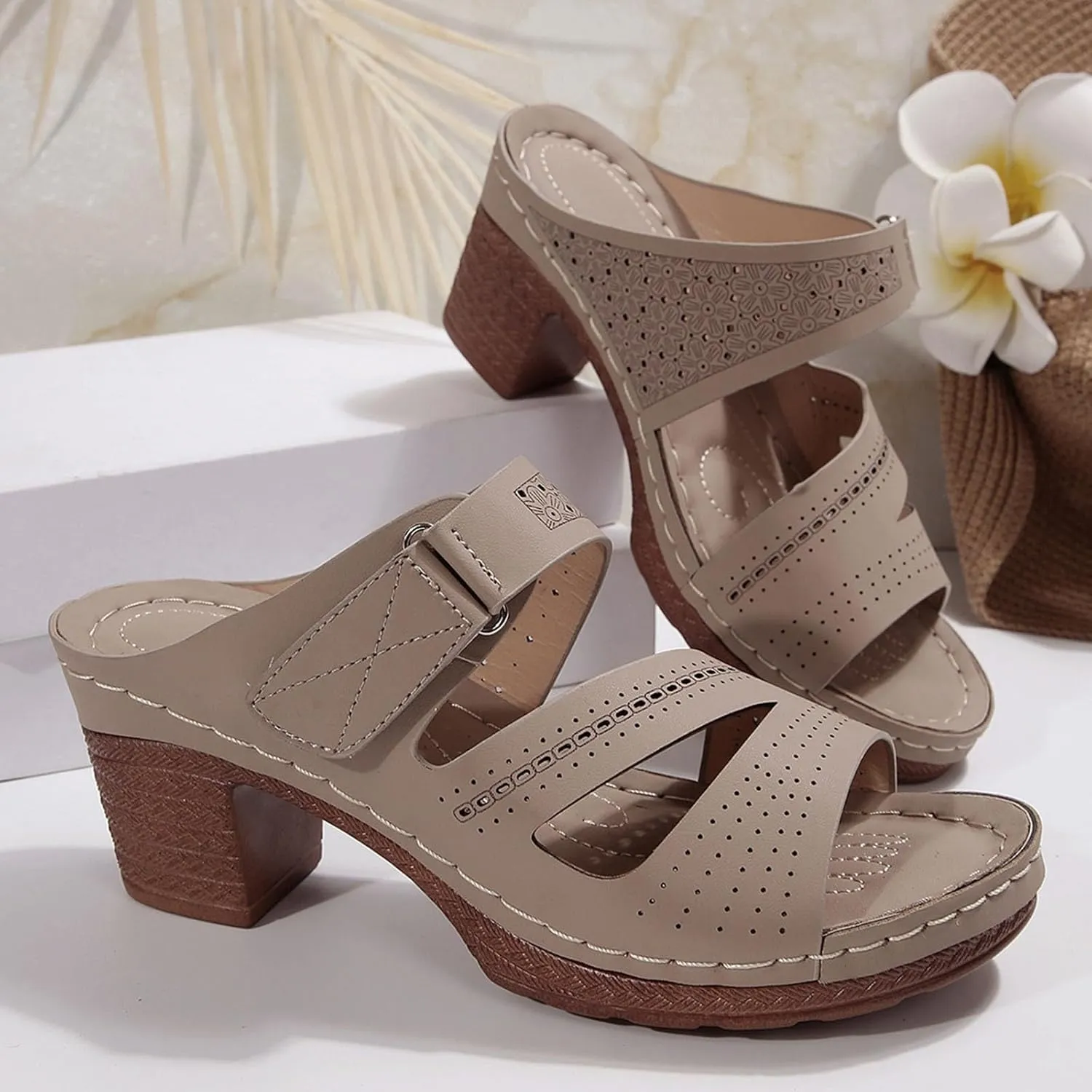 Women's Heeled Sandals Open Toe Casual Comfy Slipper 2025 Summer Hollow Out Low Block Chunky Heels Beach Walking Shoes