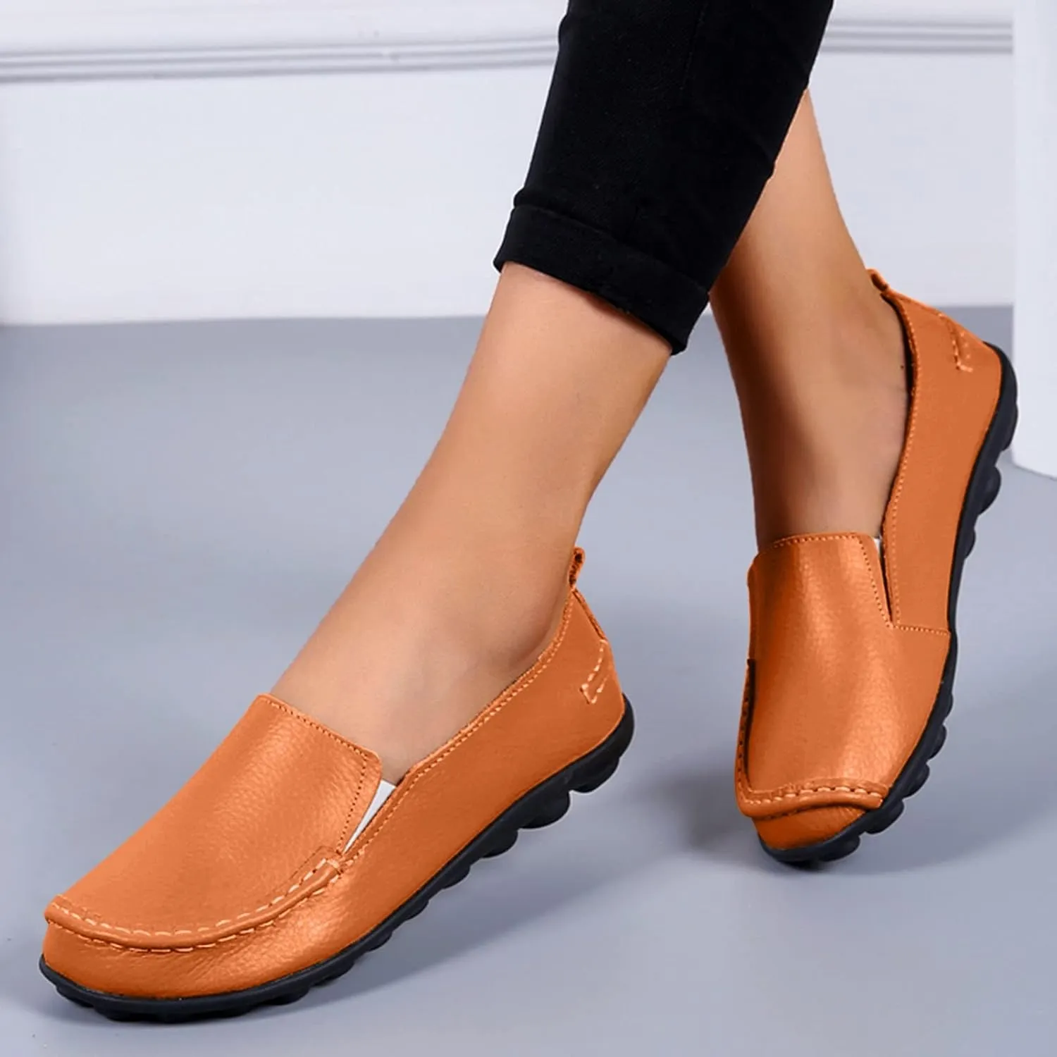 Womens Loafers Leather Penny Loafers Wide Driving Moccasins Classic Flat Shoes Comfort Lightweight Boat Shoes
