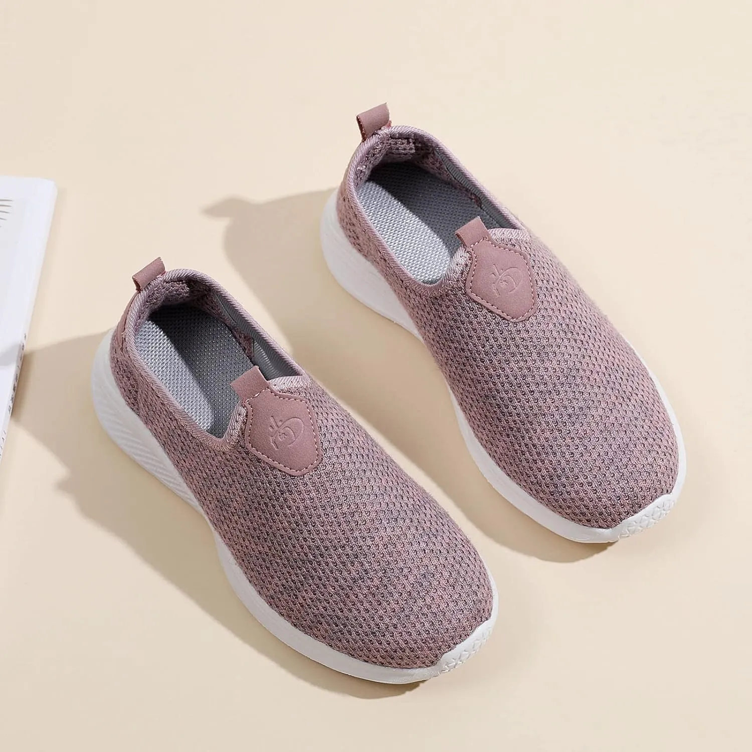 Womens White Tennis Shoes Platform Sneakers for Women Fashion Workout Shoes for Women Round Toe Slip On Casual Mens Loafers White Sneakers Men Wide